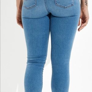 American Eagle Ae Forever Soft Curvy Hi Rise Jegging Easy Does It 6